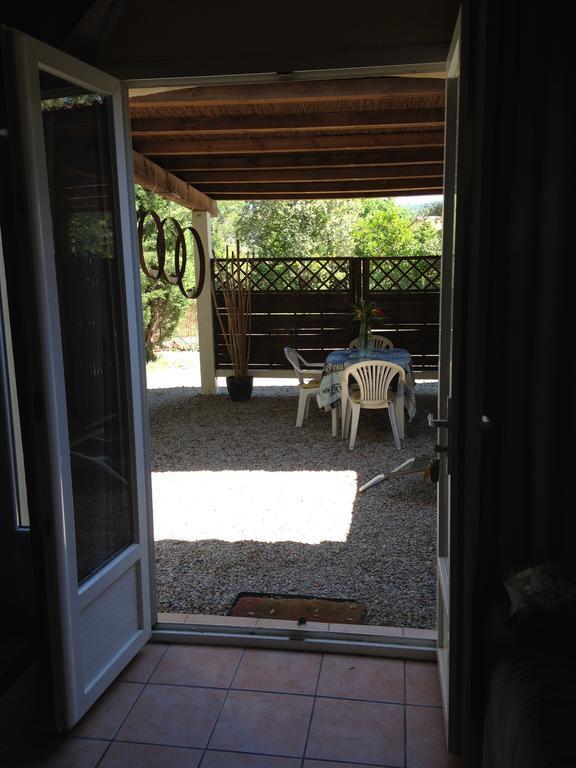 Gite De Saint Cassien Montauroux Exteriör bild